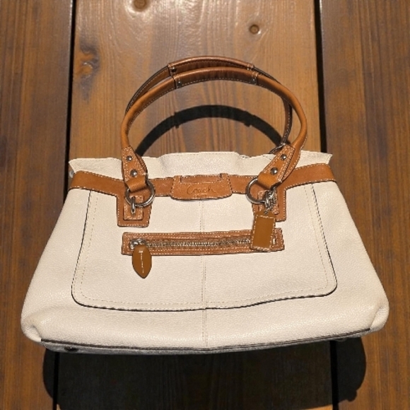 Coach Penelope Ivory Pebbled Leather Tote Handbag - EUC - Picture 2 of 16